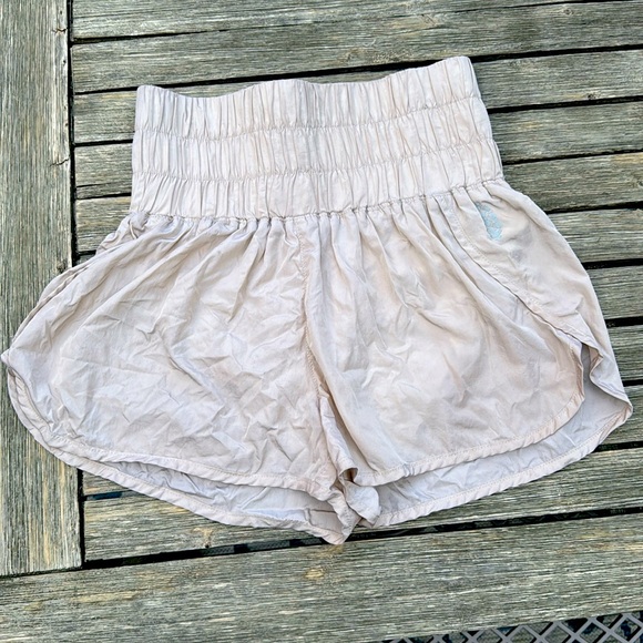 FP Movement by Free People Pants - FREE PEOPLE. Like new FP movement The Way On shorts! Size small.